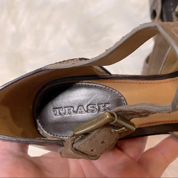 Trask Ginger Suede Heeled Sandals - Picture 4 of 5